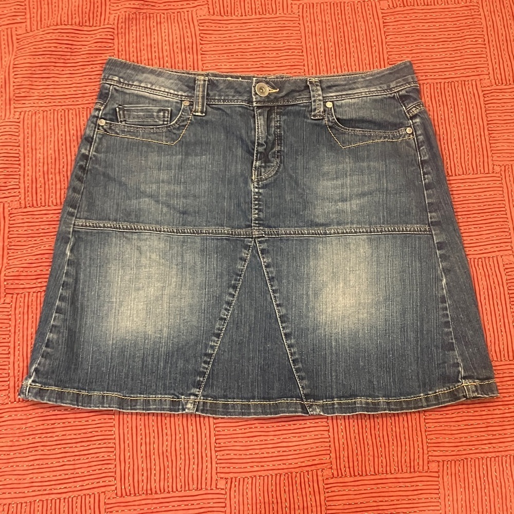 Esprit women’s size 12  Blue Denim Midi Skirt
